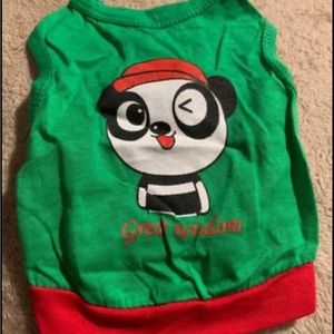 Dog  Outfit green and red . Size large New no tags